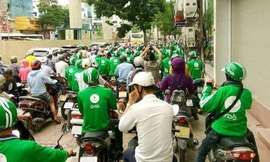 Grab Việt Nam nói gì về tài xế GrabBike đình công?