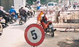 Hà Nội dừng thi công, đào đường hè đường trong 4 ngày nghỉ lễ 30/4 -1/5. Ảnh: T.Đảng