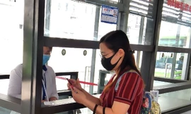 Đi xe buýt BRT Kim Mã - Yên Nghĩa không cần dùng tiền mặt