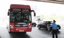 Hà Nội dừng hoạt động xe chở khách đến các tỉnh phía Nam. Ảnh: A.Trọng