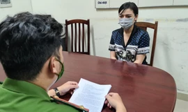 Cơ quan công an làm việc với đối tượng Tuyến. Ảnh. H.Y