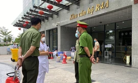 Thành lập các tổ công tác tiến hành truy vết các trường hợp nghi nhiễm COVID-19.