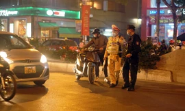 Tổ công tác Y13/141 làm nhiệm vụ tối 21/1.