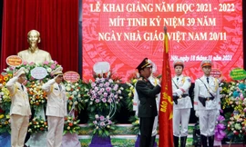 Sáng 18/11, tại Hà Nội, Học viện Cảnh sát nhân dân tổ chức Lễ khai giảng năm học 2021-2022 và kỷ niệm 39 năm Ngày Nhà giáo Việt Nam 20/11.