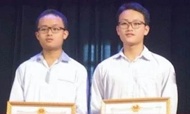 Anh giành giải nhì, em trai giải nhất học sinh giỏi quốc gia