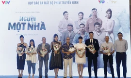 Diễn viên Vân Dung lần đầu 'bị đánh' trong phim: ‘Người một nhà’