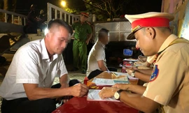 Tước bằng lái, phạt 80 triệu đồng 'ma men' thông chốt, dương tính ma túy