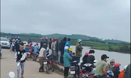 Ra hồ thả lưới bị lật thuyền, một người tử vong