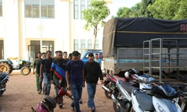 Hai anh em ruột ở Đắk Lắk cầm đầu đường dây cá độ bóng đá mùa World Cup