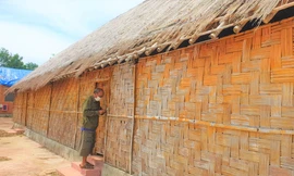 Cận cảnh nhà truyền thống tiền tỷ ở Đắk Nông xuống cấp, hư hỏng