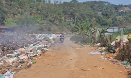 Bao giờ bãi rác trong lòng đô thị ở Đắk Nông hết ‘tra tấn’ dân 
