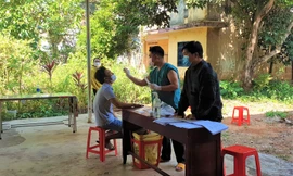 Hơn hai trăm nhân viên y tế Buôn Ma Thuột bị chậm lương 2 tháng