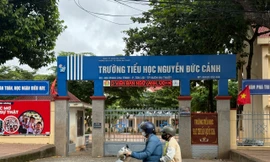 Hé lộ nguyên nhân khiến 2 cô giáo nhập viện, hàng nghìn học sinh nghỉ học ở Đắk Lắk