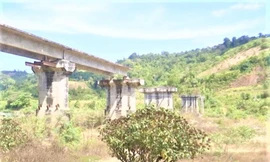 Vụ chi 3 tỷ tháo dỡ cầu xây dang dở 2 thập kỷ: Vì sao Đắk Nông muốn giữ lại cầu?