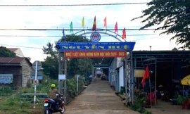 Vụ hai nữ sinh bị đâm nhập viện: Xô xát vì mách cô chuyện đánh nhau