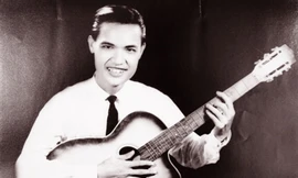 Bóng hồng trong 'Nỗi buồn hoa phượng' của nhạc sỹ Thanh Sơn