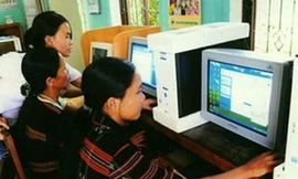 Khởi động dự án ‘đưa internet về làng’