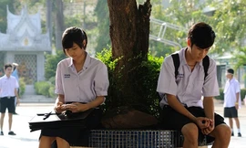 Cuộc thi viết Trà sữa cho tâm hồn: Ước gì đã kịp chào cậu, chàng trai headphone xanh