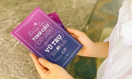 “Đừng là tinh cầu cô độc giữa vũ trụ bao la”: Cuốn sách dành cho những trái tim cô đơn