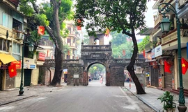 Hà Nội bình yên đến nao lòng sáng mùng Một