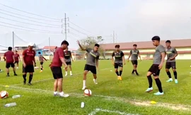 Buổi tập rộn tiếng cười và âm thanh của U22 Thái Lan