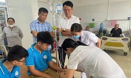 27 học sinh nhập viện, chưa xác định được nguyên nhân