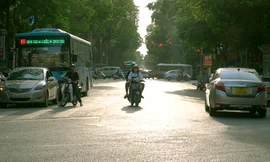 Hà Nội ngày hửng nắng đêm rét sâu, nhiệt độ chênh lệch cao