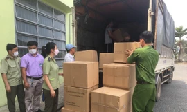 Phát hiện công ty người nước ngoài sản xuất khẩu trang dỏm