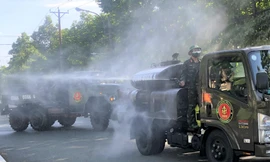 Theo chân bộ đội Quân đoàn 4 khử khuẩn hơn 600ha tại Bình Dương