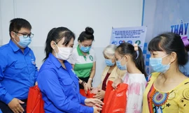 Loạt hành động ý nghĩa dành tặng thanh niên công nhân ở Bình Dương