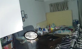 Thi thể nữ giới không mặc áo trong căn hộ chung cư