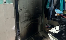 Bị đánh, nữ công nhân đốt phòng trọ đồng nghiệp trả thù