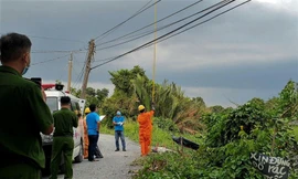 Cán bộ công an và cần thủ bị điện giật thương vong 