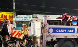 Tông vào đuôi xe cảnh sát giao thông, một người đàn ông tử vong