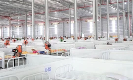 Bệnh viện dã chiến lớn nhất nước ở Bình Dương đã trống giường