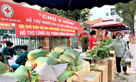 Phiên chợ ‘0 đồng’ ấm lòng người lao động tại Bình Dương