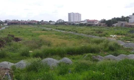 Khách hàng điêu đứng vì loạt dự án BĐS ở Bình Dương giao dịch mập mờ 