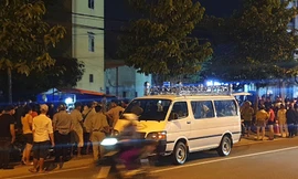 Người đàn ông tử vong bất thường bên lề đường ở Bình Dương