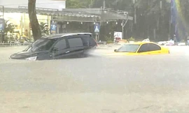 Giải mã tình trạng cứ mưa là biết đường nào ở Bình Dương hóa sông