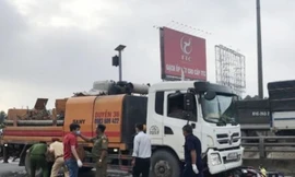 Hai mẹ con thương vong dưới bánh xe tải khi từ Bình Dương lên TP HCM khám bệnh