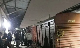 Ba người thương vong khi đang bốc hàng lên toa xe lửa