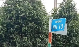 Phát hiện thi thể bé trai sơ sinh trôi dưới kênh