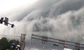 Sau mây xoắn khổng lồ, Bình Dương mưa liên tiếp, thời tiết diễn biến phức tạp