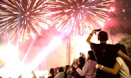 Bình Dương bắn pháo hoa không sử dụng ngân sách, nghiêm cấm tặng quà lãnh đạo