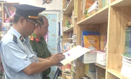 Chuyển hồ sơ để điều tra vụ bán sách giáo khoa giả ở Bình Dương