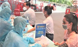 Sở Y tế Bình Dương 2 lần kiến nghị tiêm vắc xin cho trẻ dưới 18 tuổi