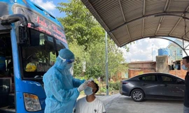 Bình Dương ghi nhận thêm 2 ca nghi mắc COVID-19 với lịch trình tiếp xúc dày đặc