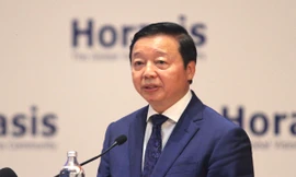 Phó Thủ tướng: 'Cửa lớn đóng lại, phải tìm bằng được một lối ra'