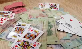 Tổ chức 'xe ôm' đón đưa người tới sới bạc sát phạt