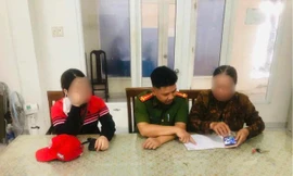 Cụ bà ở Bình Dương mượn tiền để chuyển cho người lạ vì sợ ‘đi tù’